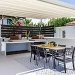 Breezy Rooftop House