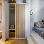 Breezy Rooftop House Holiday home