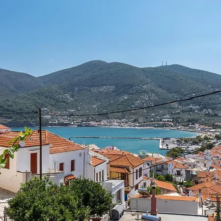 Breezy Rooftop House * Skopelos Town