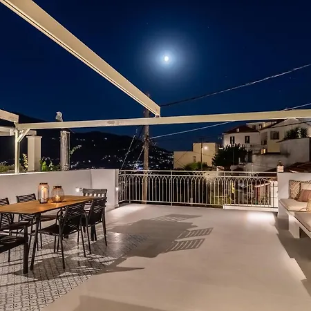 Breezy Rooftop House Skopelos stad